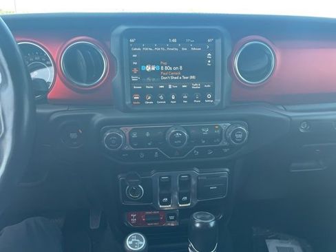 Used 2020 Jeep Wrangler Rubicon image 18