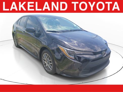 Certified 2024 Toyota Corolla LE FWD image 1
