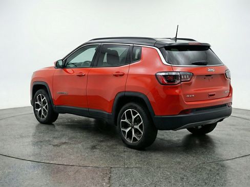 Used 2025 Jeep Compass Limited AWD/4WD image 6