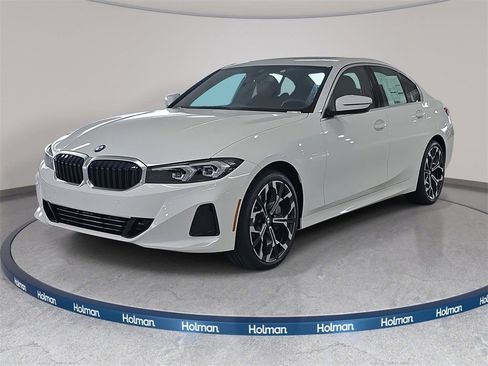 Used 2026 BMW 330i Sedan w/ Convenience Package RWD image 1