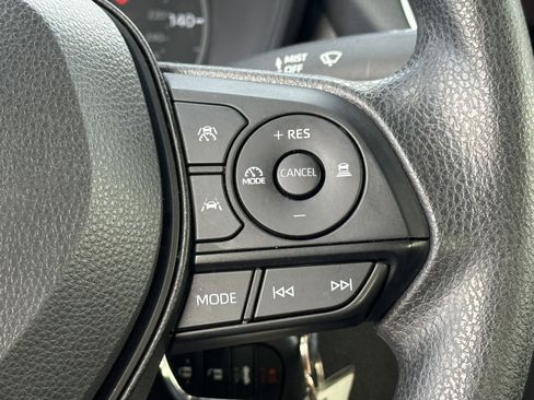 Used 2024 Toyota Corolla LE image 18
