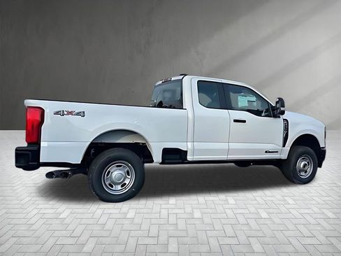 New 2026 Ford F250 XL w/ Snow Plow Prep Package AWD/4WD image 4