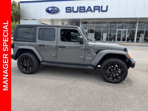 Used 2023 Jeep Wrangler Unlimited Sahara w/ Cold Weather Group AWD/4WD image 1