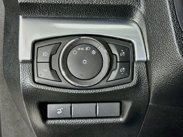 Used 2018 Ford Explorer Limited AWD/4WD image 10