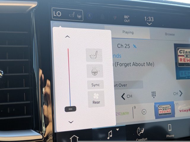 New 2026 Chrysler Pacifica Select FWD image 23