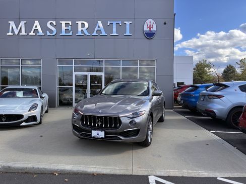Used 2022 Maserati Levante GT image 1