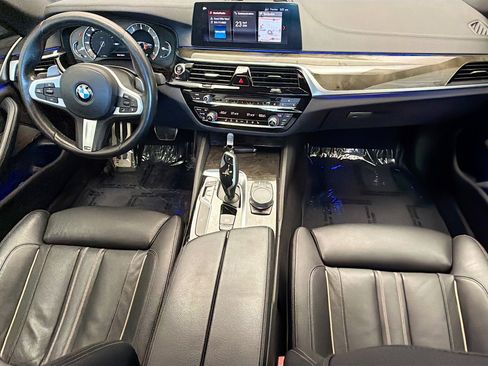 Used 2017 BMW 530i RWD image 12