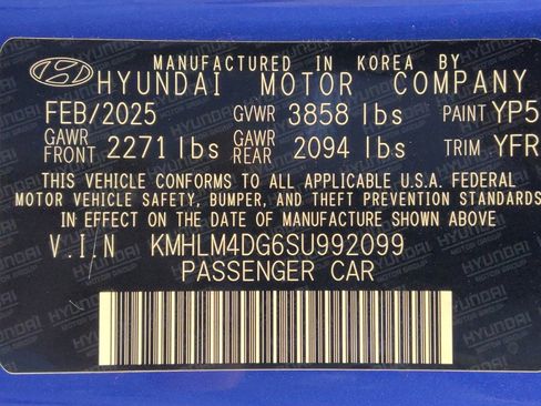 Used 2025 Hyundai Elantra Sport FWD image 33