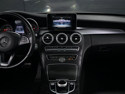 Used 2017 Mercedes-Benz C 300 4MATIC Sedan image 19