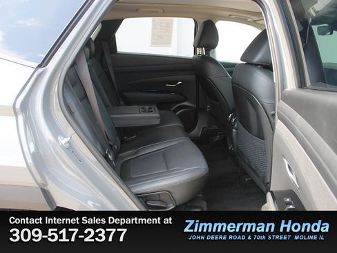Used 2025 Hyundai Tucson Limited AWD/4WD image 8