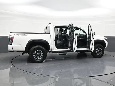 Used 2023 Toyota Tacoma TRD Off-Road w/ TRD Premium Off Road Package RWD image 29