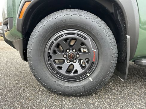 New 2026 Nissan Frontier Pro-X w/ Pro-X Convenience Package image 11