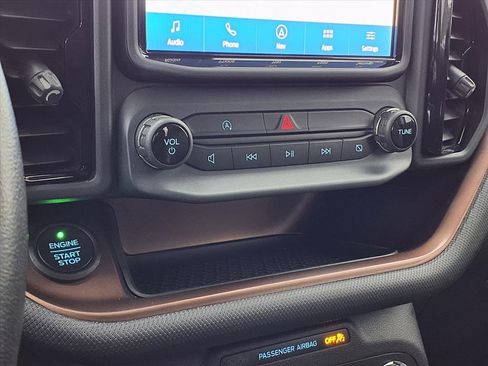 Used 2021 Ford Bronco Sport Outer Banks w/ Outer Banks Package image 13