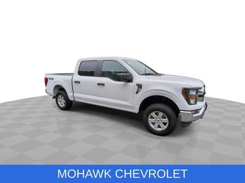 Used 2023 Ford F150 XLT AWD/4WD image 2
