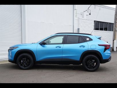 New 2026 Chevrolet Trax LT w/ Midnight Edition