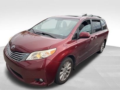 Used 2017 Toyota Sienna XLE