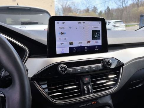 Used 2022 Ford Escape SE w/ Convenience Package image 11