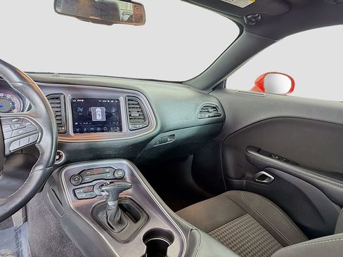 Used 2017 Dodge Challenger SXT w/ Blacktop Package image 21