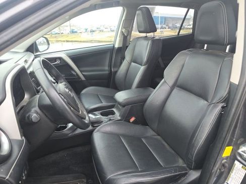 Used 2016 Toyota RAV4 Limited image 8