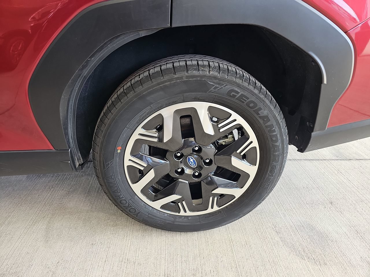 Certified 2025 Subaru Forester Premium AWD/4WD image 39