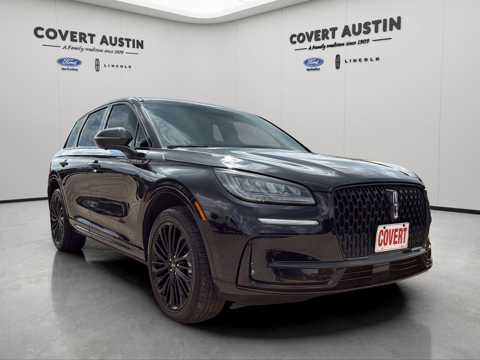Used 2023 Lincoln Corsair FWD w/ Equipment Group 101A image 7