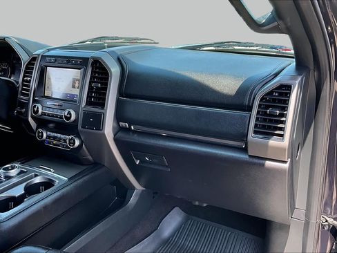 Used 2021 Ford Expedition Max XLT AWD/4WD image 18
