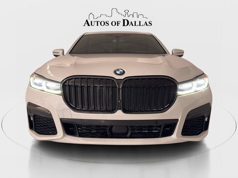 Used 2022 BMW 750i xDrive w/ Executive Package AWD/4WD image 50