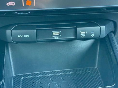 New 2025 Kia Niro Wave w/ Wave Preserve Package image 19