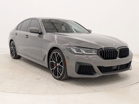 Used 2021 BMW 540i w/ Executive Package image 7