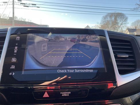 Used 2020 Honda Ridgeline RTL-E image 21