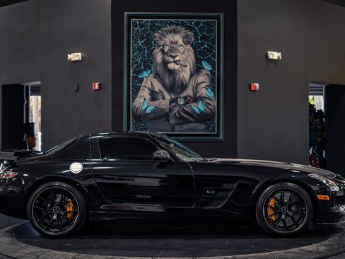 Used 2015 Mercedes-Benz SLS AMG GT Final Edition image 19