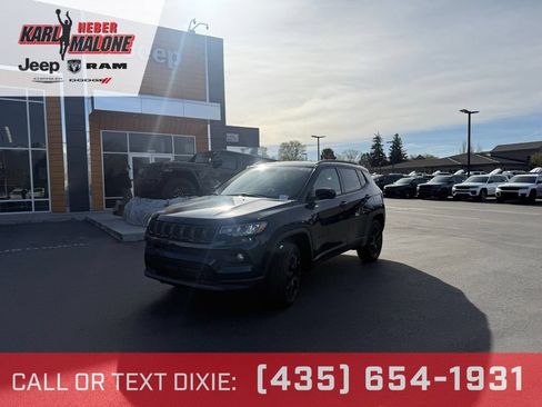 New 2026 Jeep Compass Latitude AWD/4WD image 1