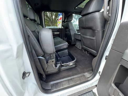 Used 2011 Ford F250 Lariat w/ Lariat Ultimate Pkg AWD/4WD image 21