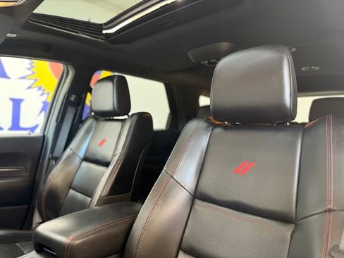 Used 2024 Dodge Durango GT image 11