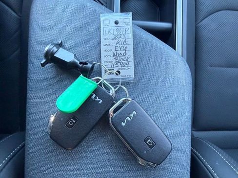 Used 2023 Kia EV6 Wind image 21