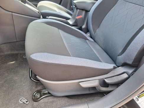 New 2025 Nissan Versa SV w/ Trunk Package image 10