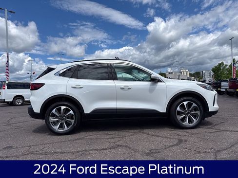 Used 2024 Ford Escape Platinum AWD/4WD image 6