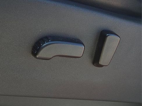 Used 2023 Nissan Frontier Pro-X w/ Pro-X Premium Package image 23