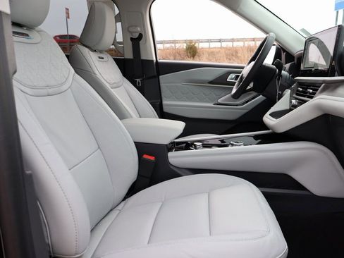 New 2026 Ford Explorer Platinum w/ LUX Leather Package image 10