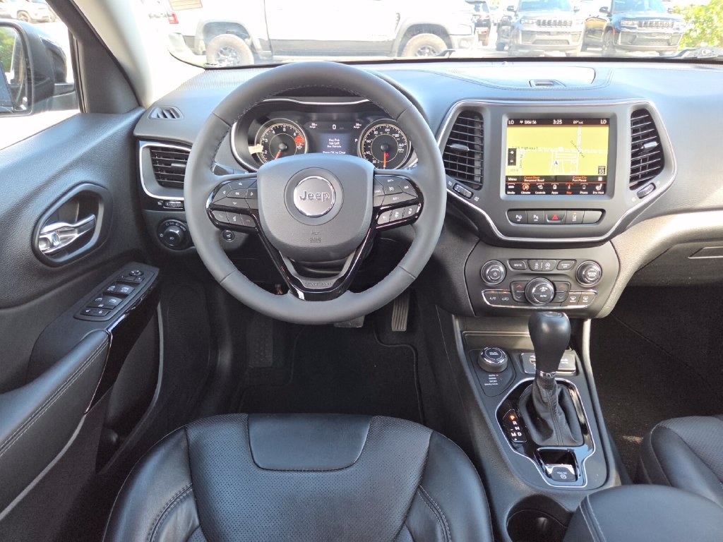 Used 2023 Jeep Cherokee Altitude Lux AWD/4WD image 26