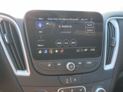 Used 2023 Chevrolet Malibu LT image 24