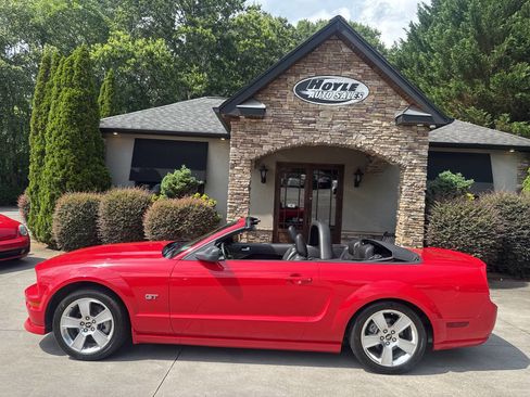Used 2006 Ford Mustang GT image 28