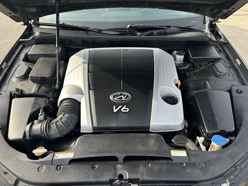 Used 2009 Hyundai Genesis 3.8 w/ Premium Plus Pkg 3 image 28