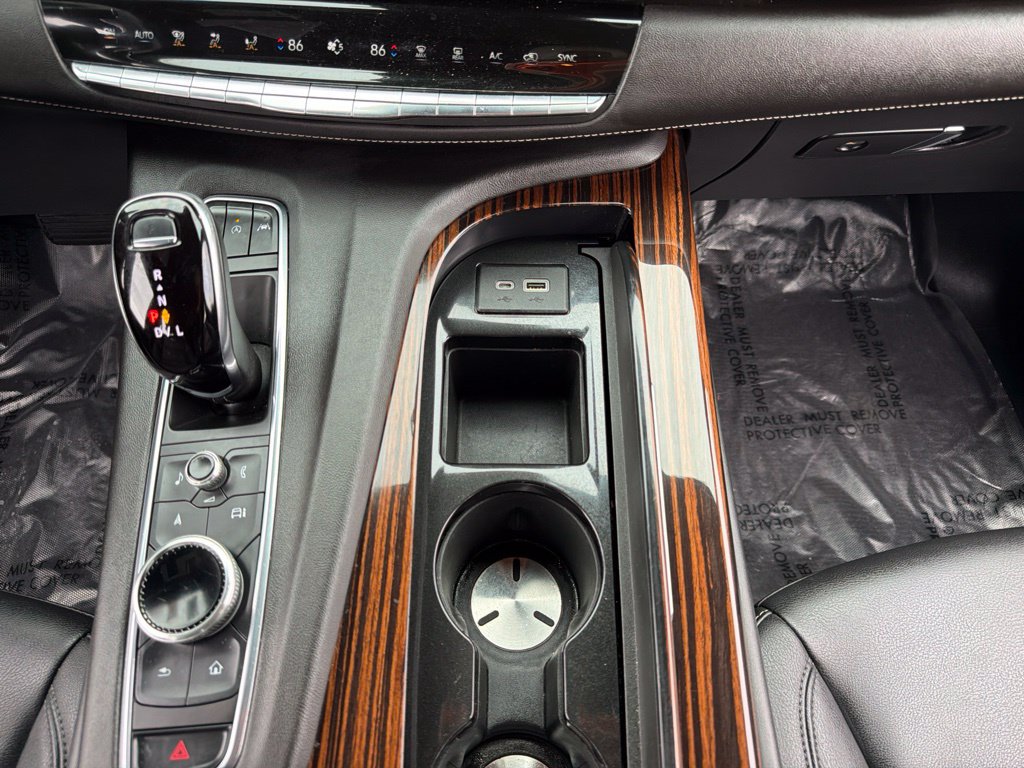 Used 2023 Cadillac Escalade Luxury AWD/4WD image 30