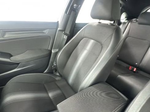 Used 2025 Honda Civic Sport image 13