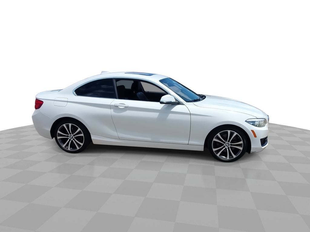 Used 2019 BMW 230i Coupe w/ Convenience Package RWD image 9