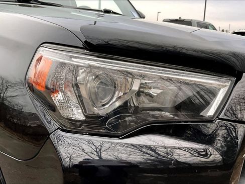 Used 2019 Toyota 4Runner Limited image 26