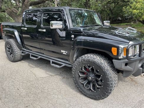 Used 2009 HUMMER H3T Alpha image 5