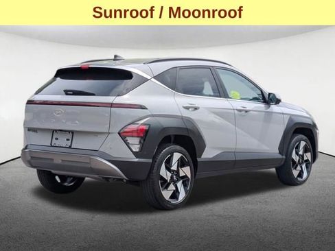 Used 2024 Hyundai Kona Limited AWD/4WD image 5