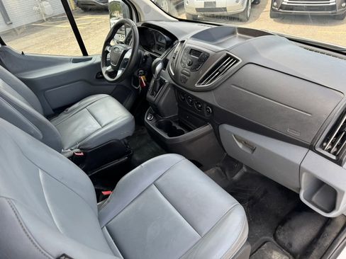 Used 2019 Ford Transit 250 148 Medium Roof RWD image 19